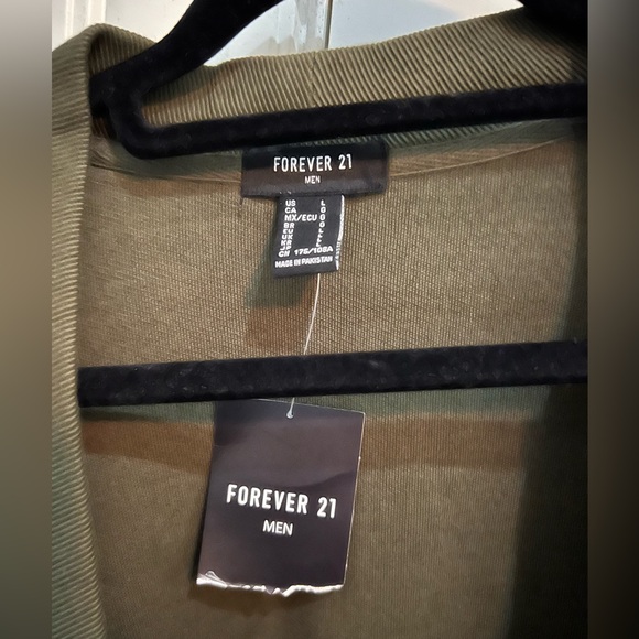 Brand new cardigan - Picture 2 of 2